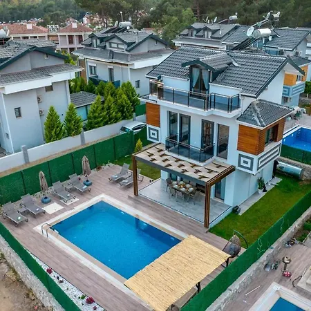 Alaz Villa